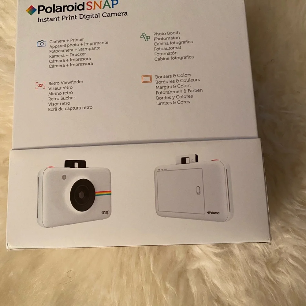 Polaroid Instant Print Digital Camera w/SD card and film